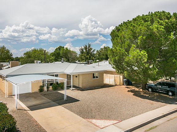 2nd image of 2733 Cardenas Dr NE