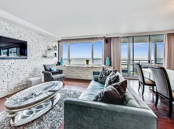4th image of 1300 N Lake Shore Dr APT 11B