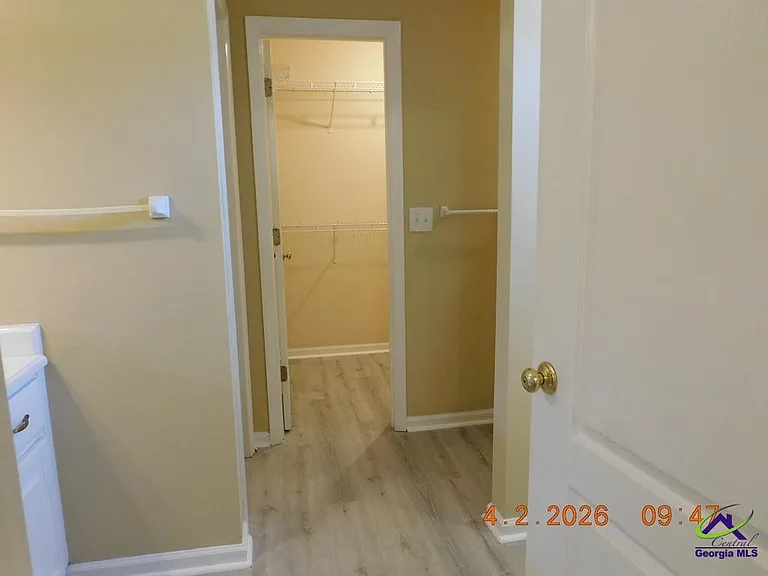 225 Waterford Dr — Photo 10