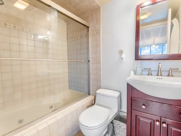 300 Newark Street image 10 of 11