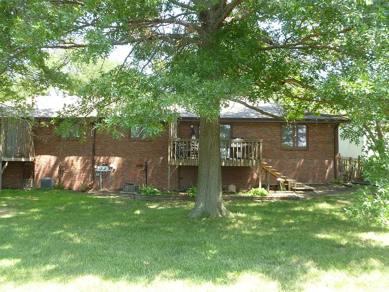 3409 Allendale Dr — Photo 33