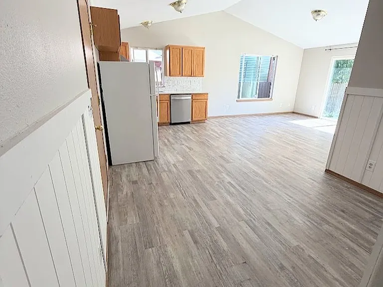 5188 Perry St NE — Photo 7