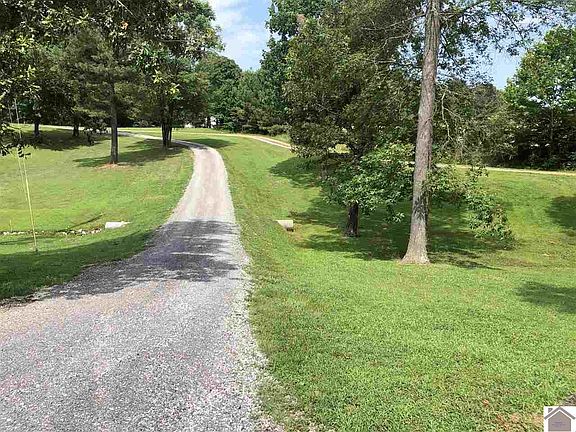 5th image of 280 Whispering Hills Ln