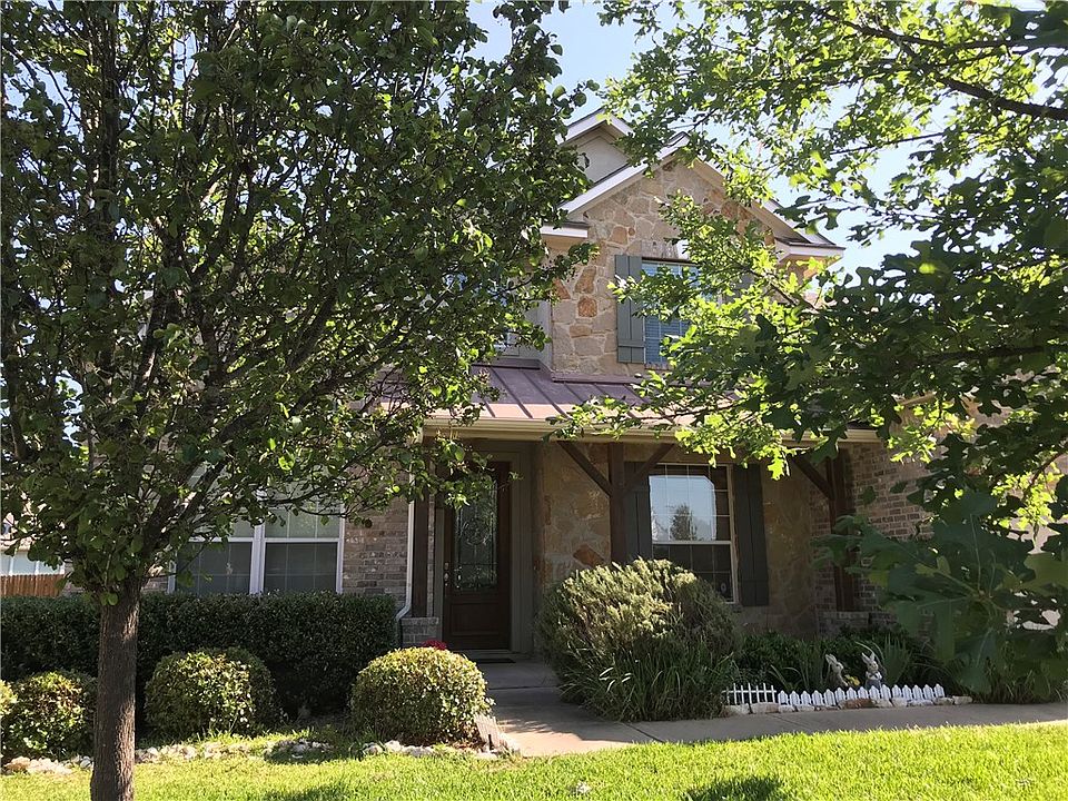1st image of 15424 Belfin Dr