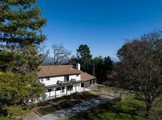 26687 Altamont Rd, Los Altos Hills, CA 94022