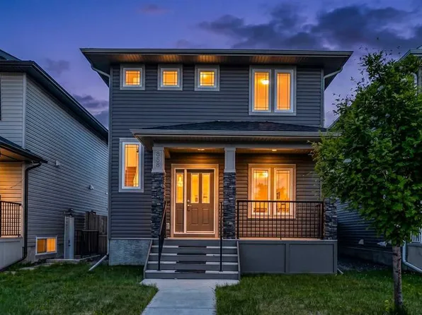858 N Evanston Dr NW, Calgary, AB T3P 0L9