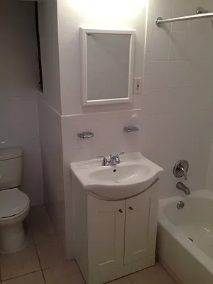 Rented by Warren T Real Estate Corp. | media 22