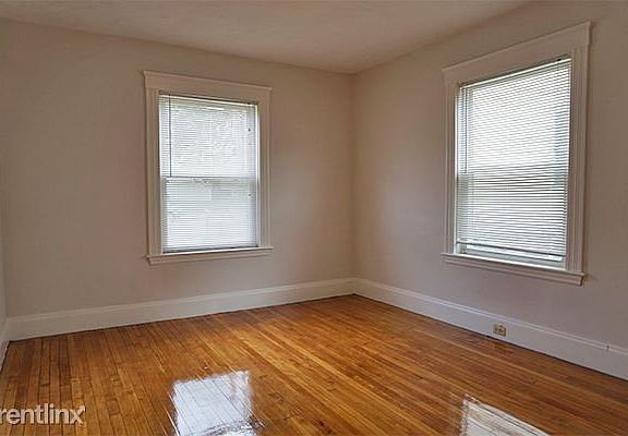 383 Crescent St. #383-01 Waltham Shared Unit Photo 7