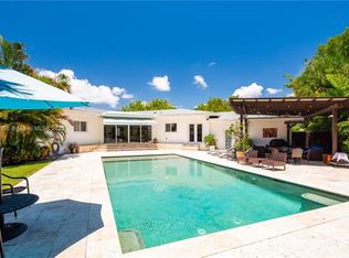 200 Shore Dr S #0, Miami, FL 33133