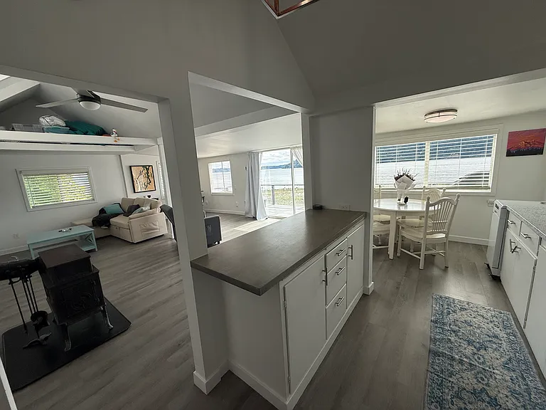 28321 Manzanita Beach Rd SW — Photo 8