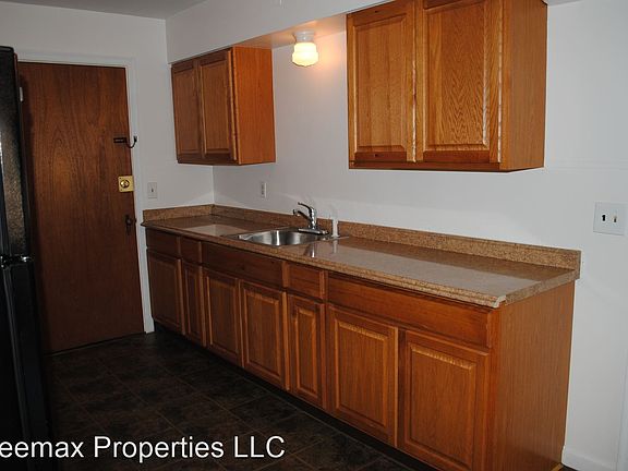 2nd image of 2860 Observatory Ave APT 1