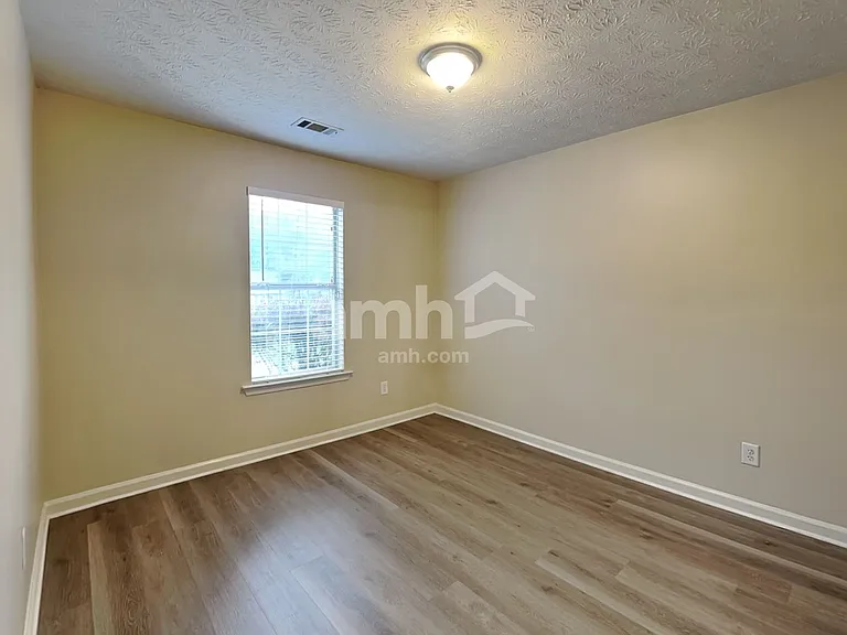 4701 Gold Mine Dr — Photo 16