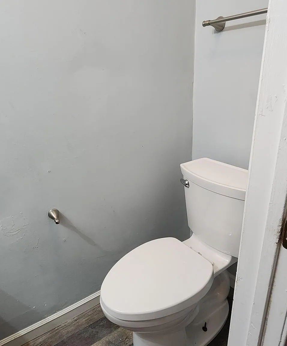 3 bed, 1344 sqft, $2,350 — Photo 3
