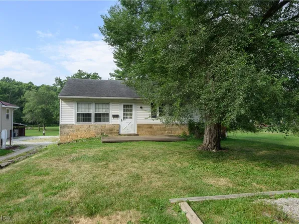 617 Johnson Ave, Dennison, OH 44621