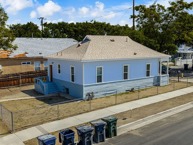 1003 Alta St #B — Photo 12