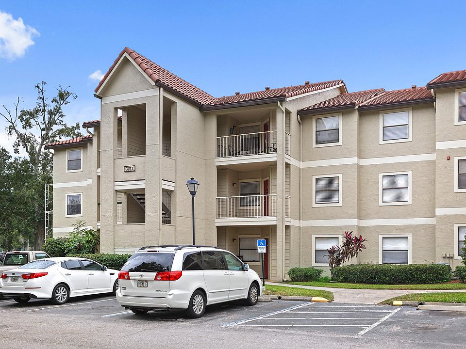 1st image of 3012 Parkway Blvd APT 203
