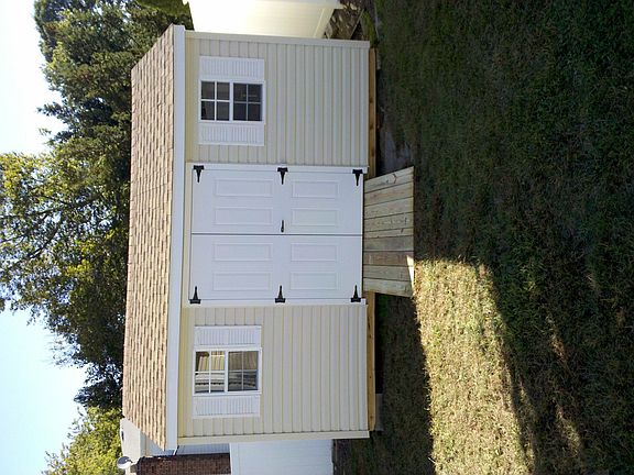 5th image of 37 Kirby Ln
