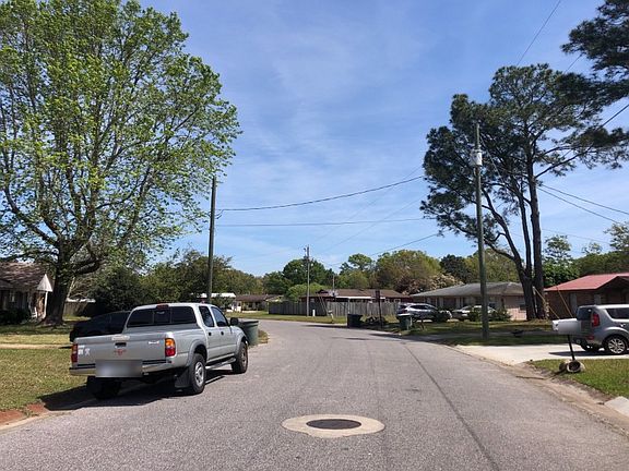 4th image of 1329 El Dorado Dr