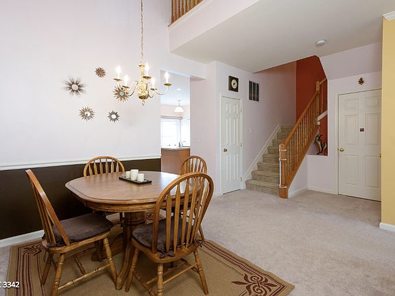 5th image of 133 Penns Manor Dr