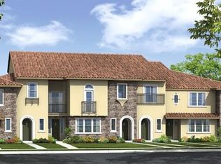 28421 Herrera St, Valencia, CA 91354
