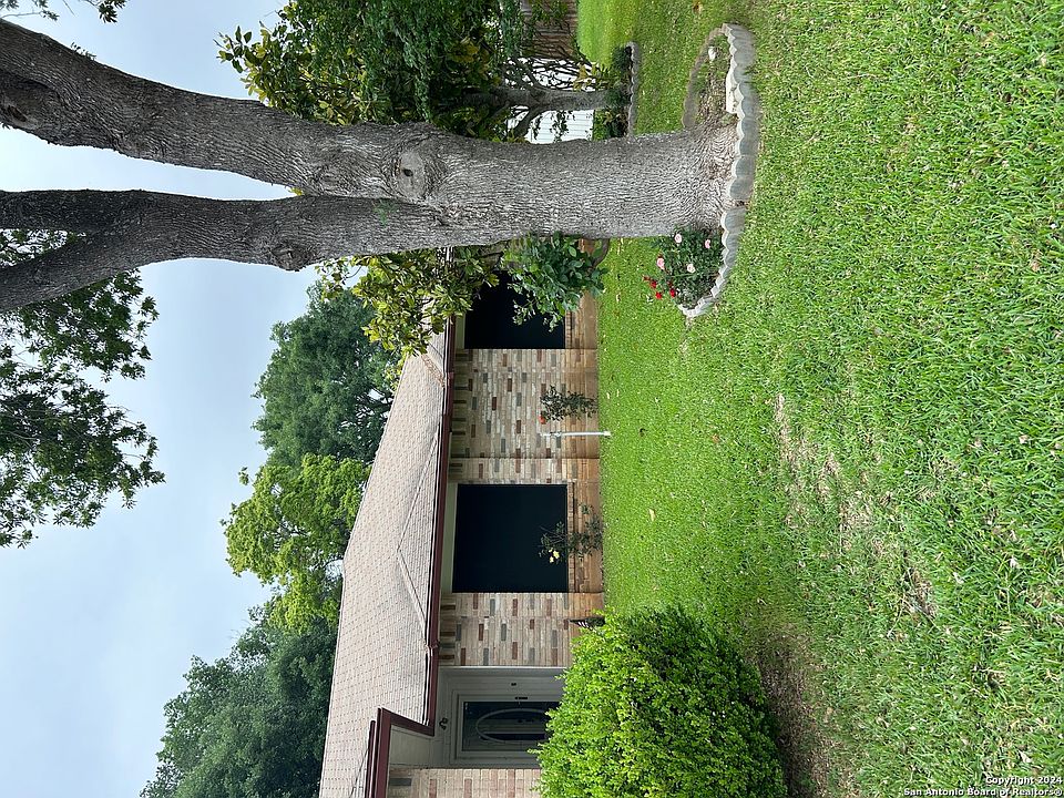2nd image of 11107 FOREST LAGOON