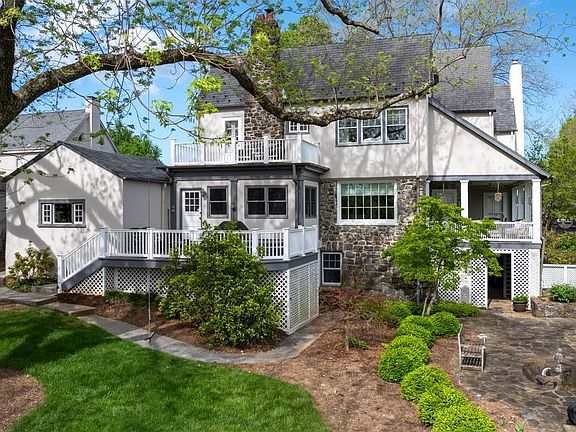 4th image of 108 Oakwood Pl
