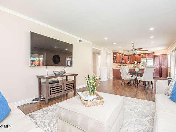 4th image of 2075 Elizondo Ave