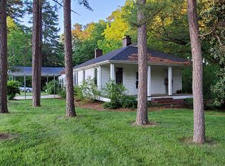 104 Henderson St, Mount Holly, NC 28120