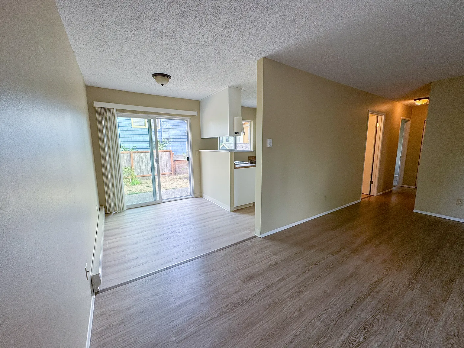 2 bed, 822 sqft, $1,995 — Photo 4