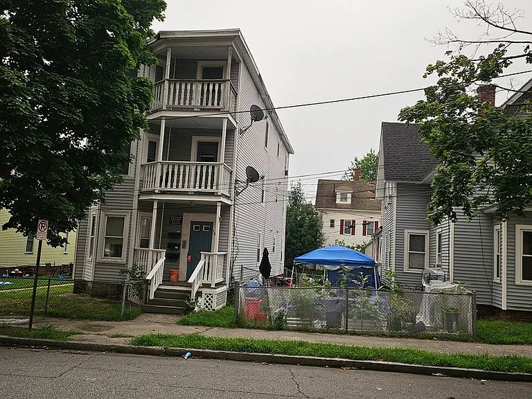 106 School St — Photo 16