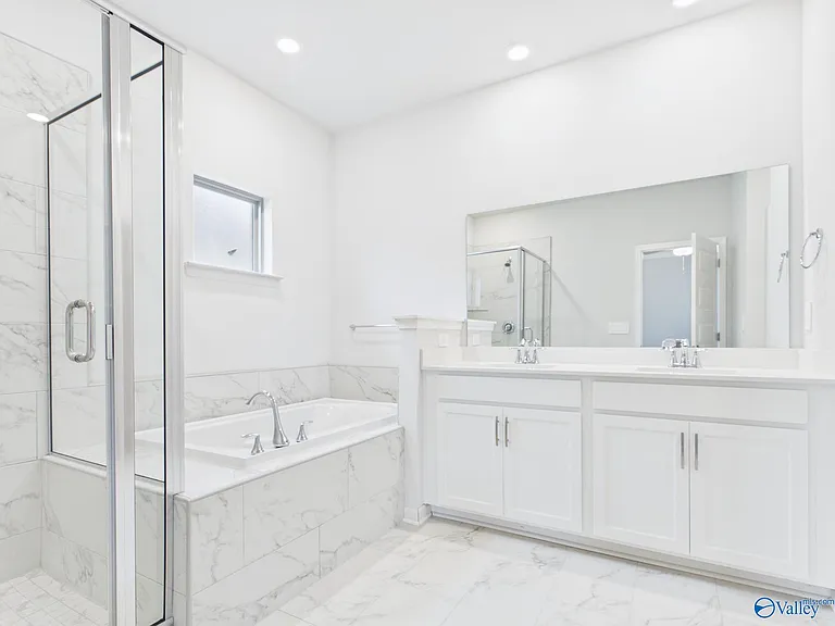 18072 Longleaf Dr — Photo 17