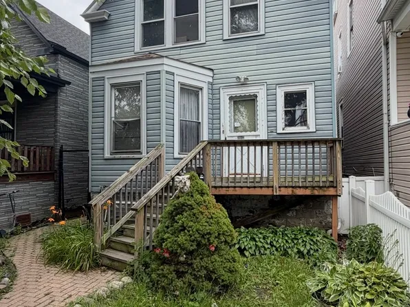 4647 W Warwick Ave, Chicago, IL 60641