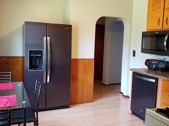 Kitchen with the brand new appliances