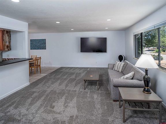 3rd image of 1009 Catalpa Street