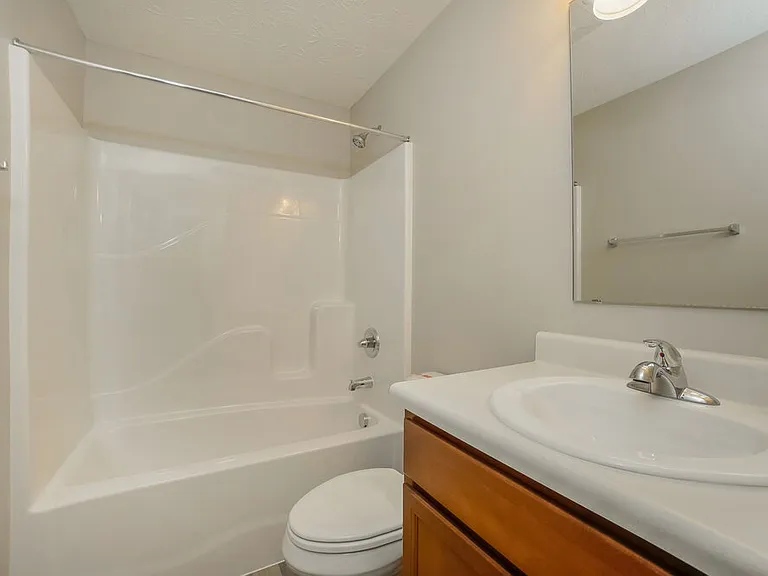 1503 Lexington Trl — Photo 14