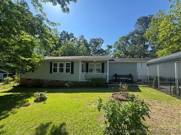 1017 Bailes Dr, Sanford, NC 27330