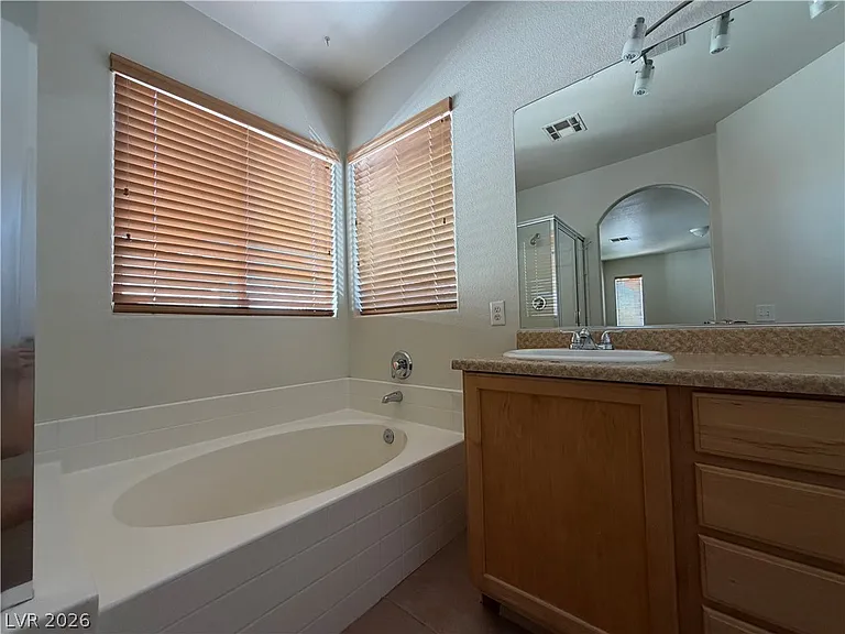3762 Corpolo Ave — Photo 26