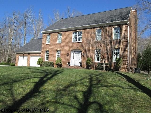 1st image of 1050 Twelve Oaks Dr