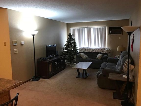 3rd image of 525 13th St S APT 203