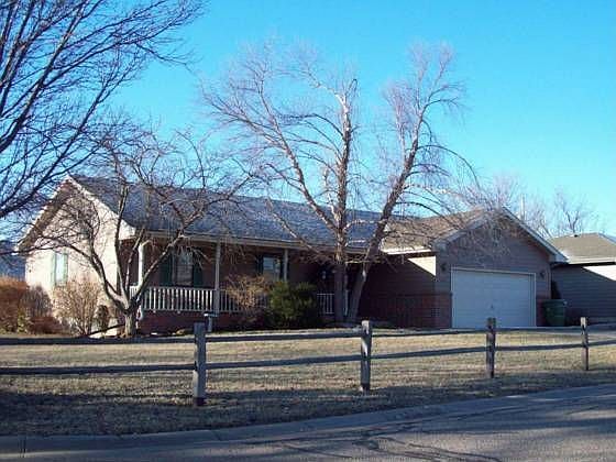 1st image of 2448 Village Ln