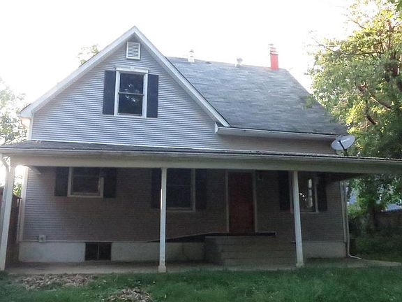 4th image of 2315 Brown St