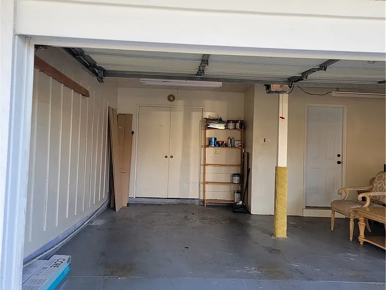 16862 Coach Ln — Photo 31
