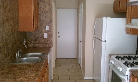 3rd image of 214 Waterford Dr