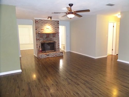3rd image of 1449 Atlantis Dr