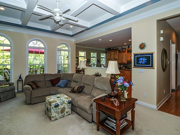 4th image of 5095 Long Meadow Dr
