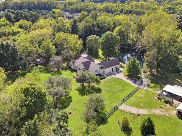 6147 Africa Rd, Galena, OH 43021