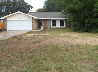 33 11th St, Shalimar, FL 32579