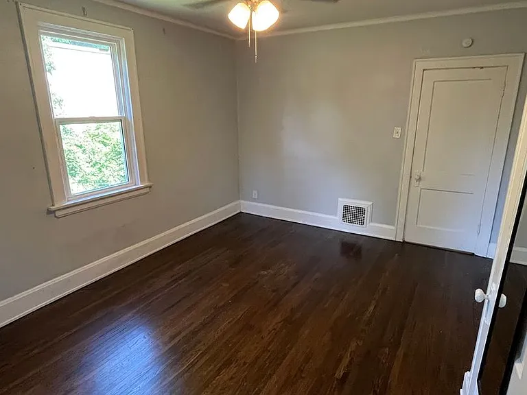 682 Greenwood Ave — Photo 25