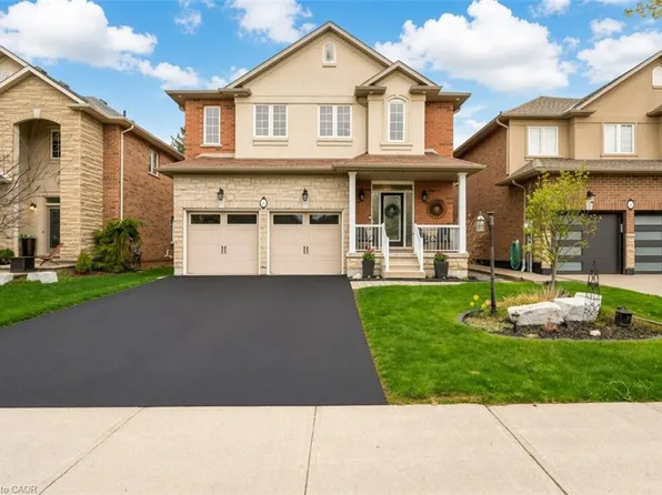 365 Valridge Dr, Hamilton, ON L9G 0B1