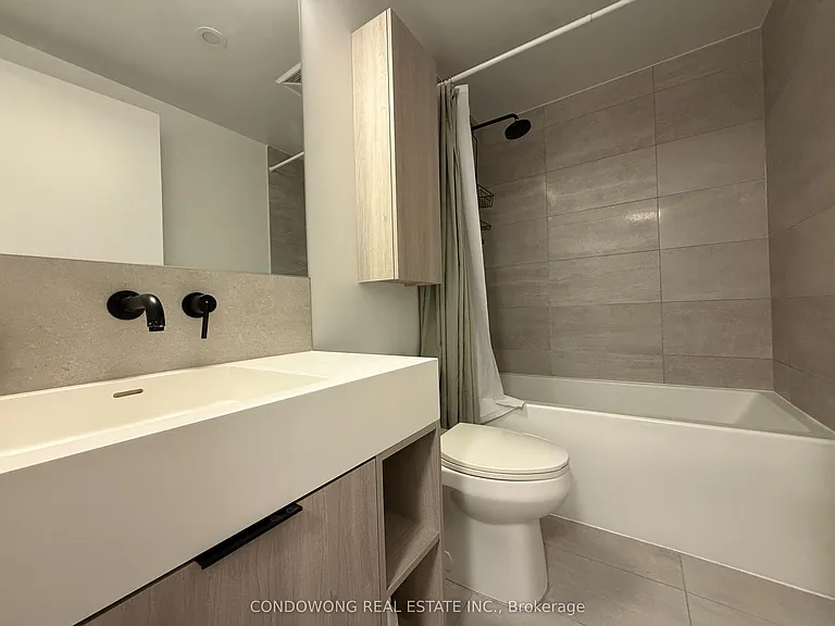 108 Peter St #912 — Photo 6